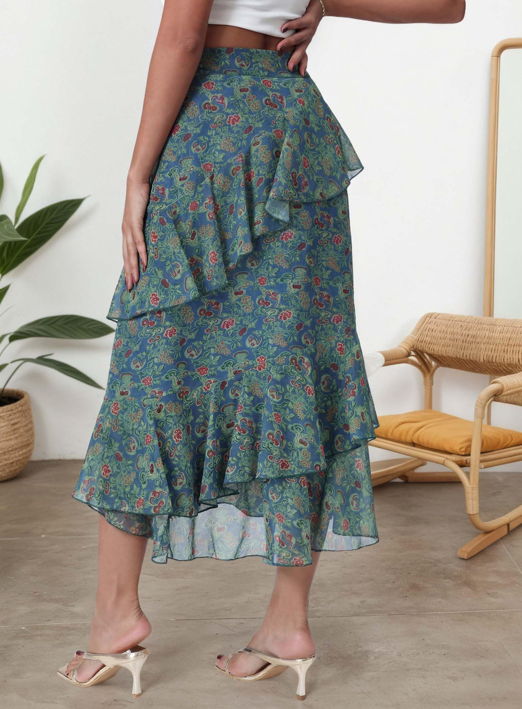 Women's Boho Flowy White Maxi Skirt Flared Ruffle Elastic Waist Summer A Line 2026 Spring Long Skirts