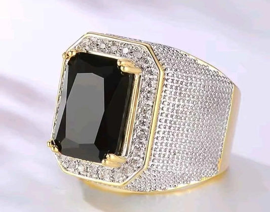 Women Sparkling Luxury Ring